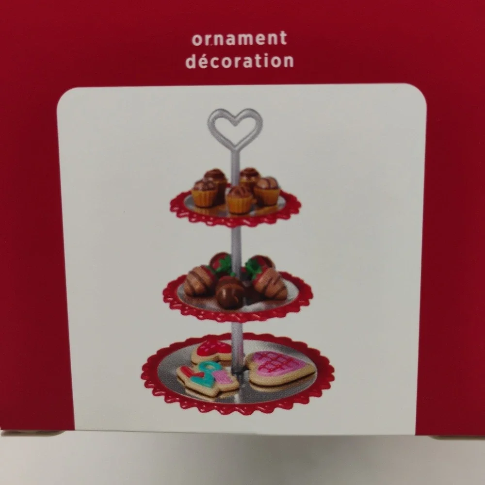 Hallmark Season's Treatings Series Sweets for My Sweet Special Ed 2020‎ Ornament